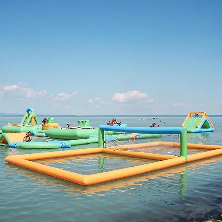 Holiday Petofi Sandor Hrsz.-siofok